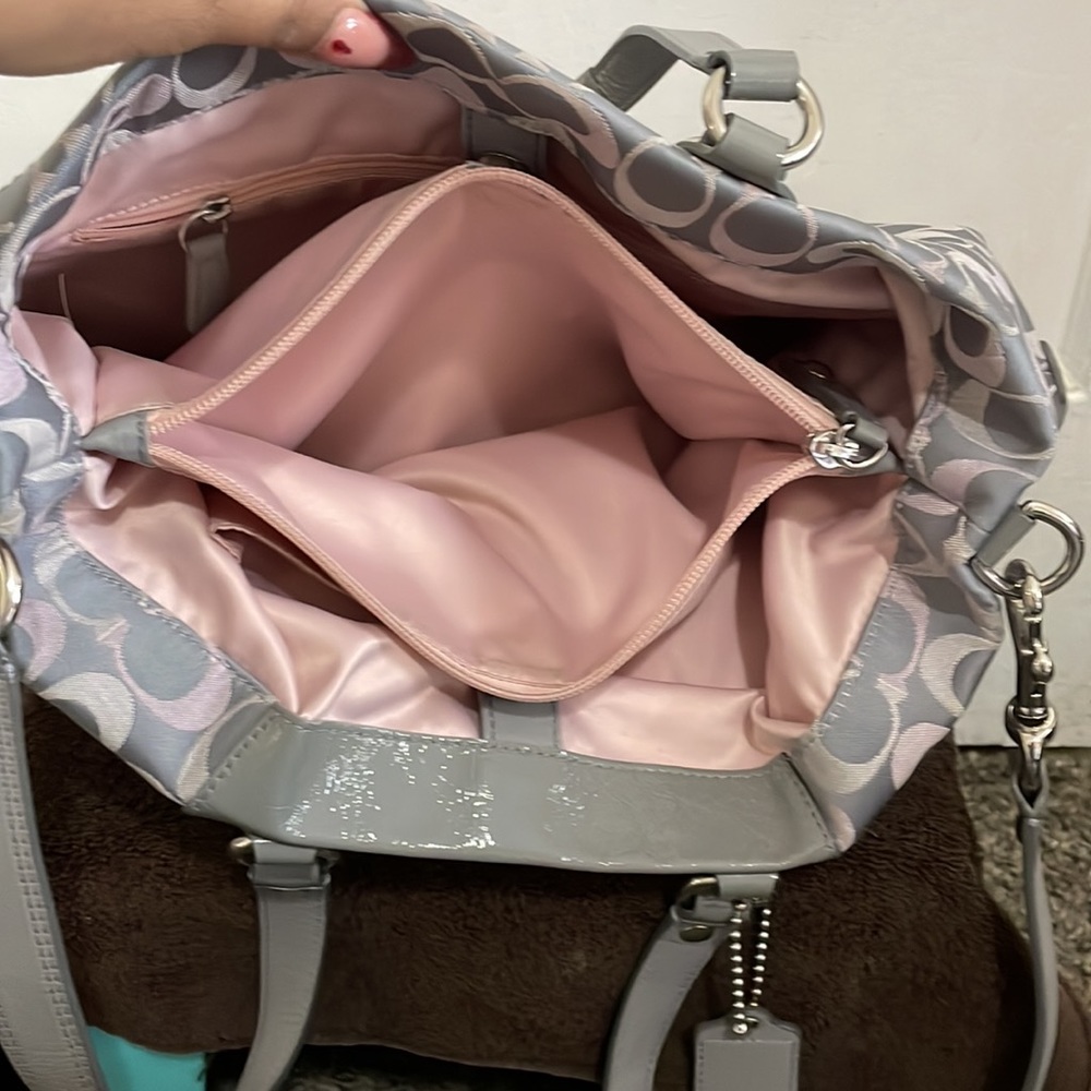 Coach purse - Picture 3 of 6